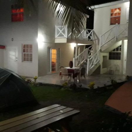Haven House Apartments Christ Church Esterno foto