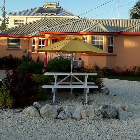 Haven House Apartments Christ Church Esterno foto