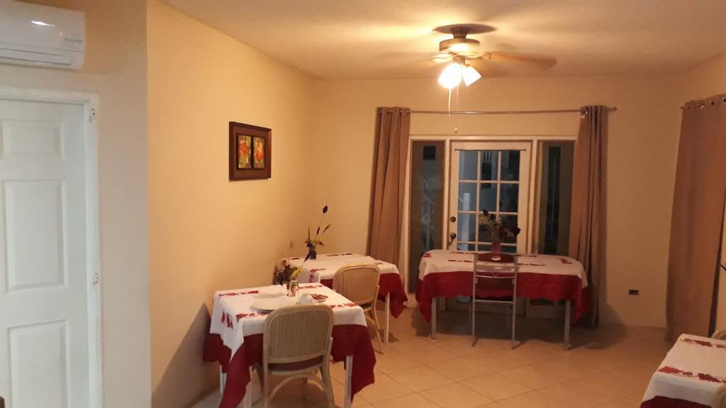 Haven House Apartments Christ Church Esterno foto