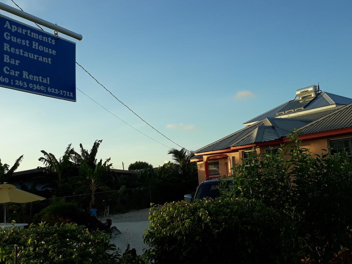 Haven House Apartments Christ Church Esterno foto