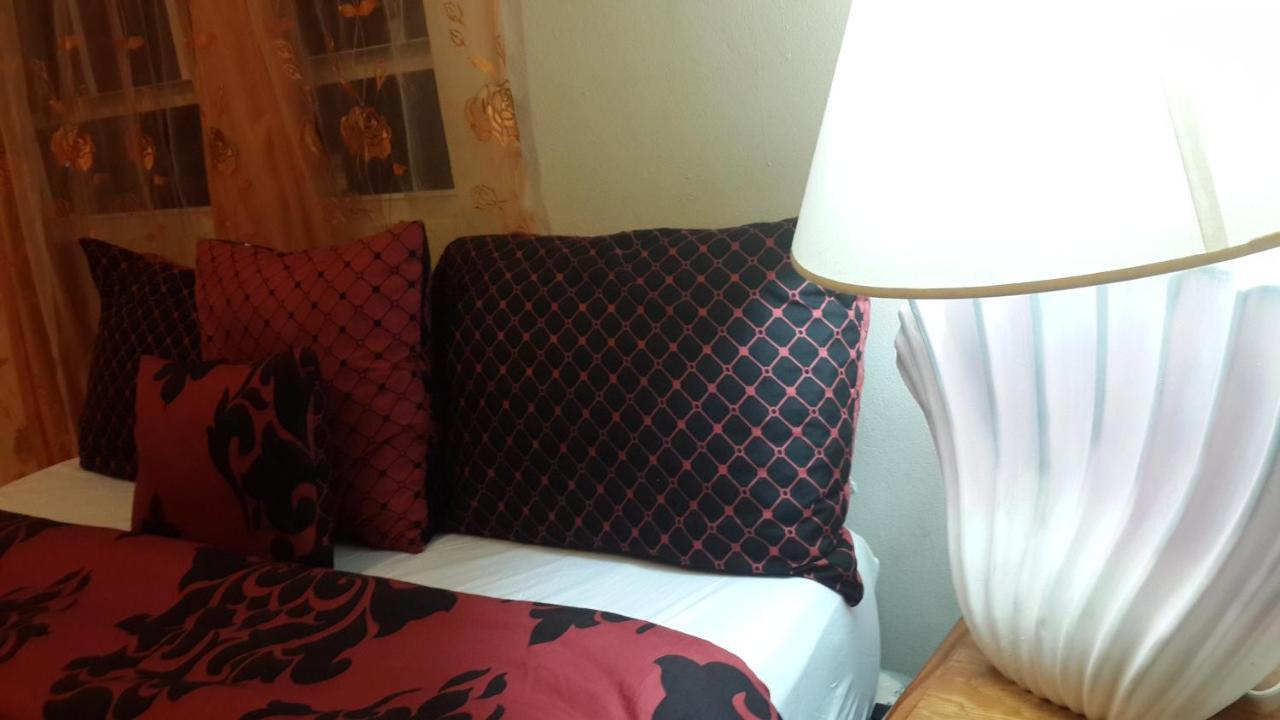 Haven House Apartments Christ Church Esterno foto