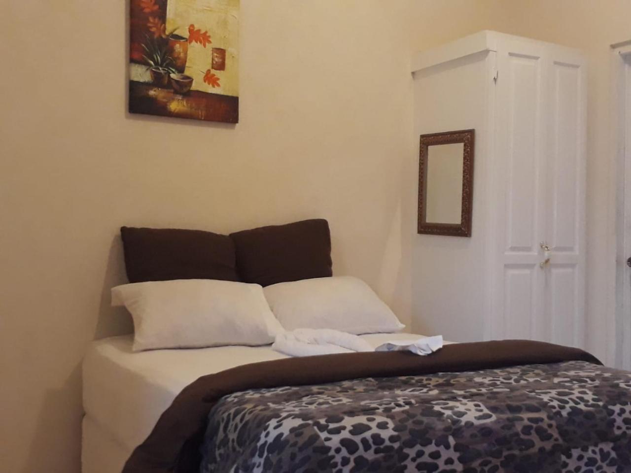 Haven House Apartments Christ Church Esterno foto